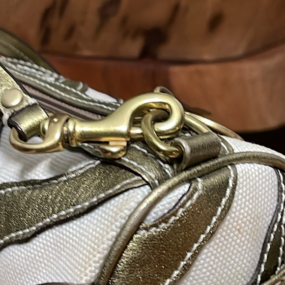 RARE COACH ZEBRA & STUD MINI BARREL CROSSBODY - Picture 11 of 13